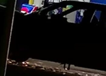 Δυναμιτάκια σε διερχόμενα οχήματα πετούσαν άγνωστοιστον Άγιο Κωνσταντίνο Αγρίνιου