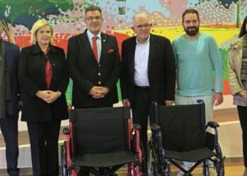 Δωρεά αναπηρικών αμαξιδίων από την HelllenicTrain για τις κοινωνικές δομές της Περιφέρειας Δυτικής Ελλάδας
