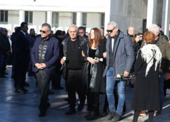 Σε κλίμα οδύνης η κηδεία της 34χρονης πρώην βολεϊμπολίστριας Μ.Οικονομοπούλου που έφυγε αιφνίδια