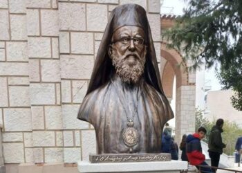 Αντιδήμαρχος Αγρινίου απαντά σε όσους σχολιάζουν την προτομή του Μακαριστού Κοσμά