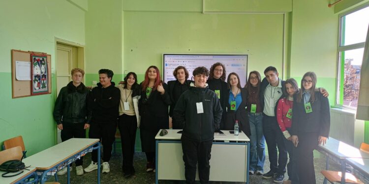 Με μεγάλη επιτυχία και συμμετοχή από όλα τα σχολεία του Αγρινίου πραγματοποιήθηκε το μαθητικό συνέδριο στα Αγγλικά στο 6ο ΓΕΛ Αγρινίου