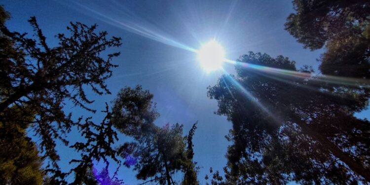 Συνεχίζονται οι υψηλές θερμοκρασίες – Ο καιρός τις επόμενες ημέρες