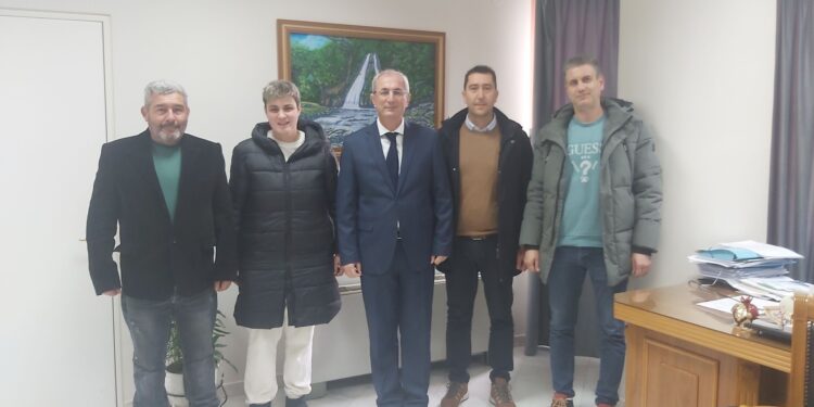 Aντιπροσωπεία του Συλλόγου Εργαζομένων ΟΤΑ Ν. Αιτωλοακαρνανίας στο Δήμο Θέρμου