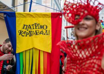 Πάτρα: Σε καρναβαλικούς ρυθμούς η πόλη – Απόψε η Τελετή Έναρξης στην πλατεία Γεωργίου