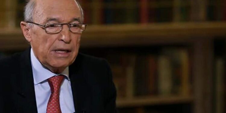 Tην Πέμπτη η κηδεία του Κ. Σημίτη δημοσία δαπάνη – Τετραήμερο εθνικό πένθος