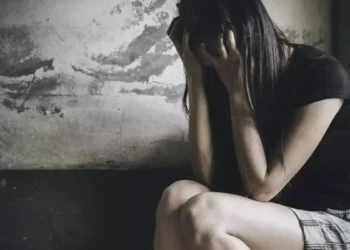 Αγρίνιο: «Τον έσπρωξα και με δάγκωσε στο μάγουλο» λέει η 24χρονη που δέχτηκε επίθεση από άγνωστο σε κλαμπ