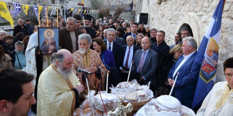 Με μεγάλη επιτυχία και συμμετοχή πλήθους κόσμου ολοκληρώθηκαν ταθυρανοίξια στον ανακαινισμένο Ιερό Ναό Αγίου Χαραλάμπους Κατωχωρίου