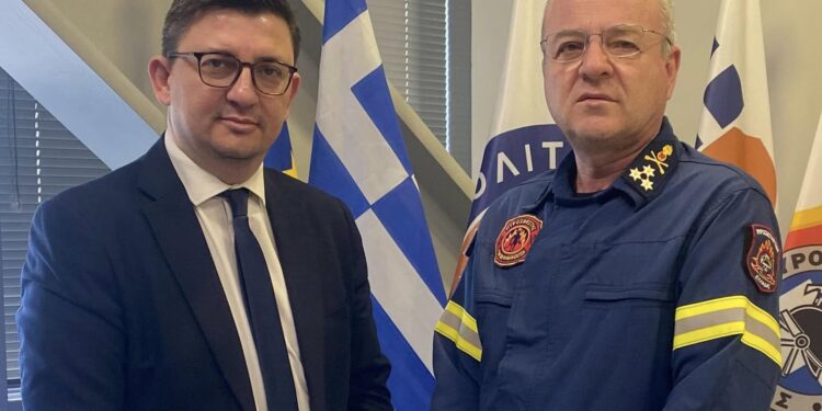 Συνάντηση Δημάρχου Ξηρομέρου με τον Αρχηγό του Πυροσβεστικού Σώματος