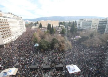 Τέμπη: Εισαγγελική έρευνα για τις αναρτήσεις που προτρέπουν σε βιαιοπραγίες την 28η Φεβρουαρίου