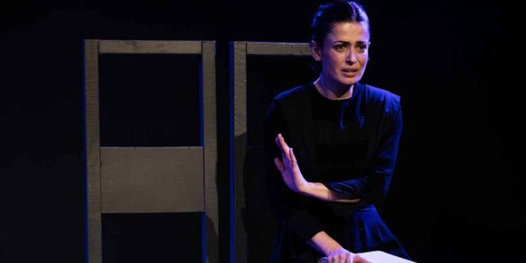 «Σέρρα – Η ψυχή του Πόντου» με τη Χρύσα Παπά στο ΔΗΠΕΘΕ Αγρινίου