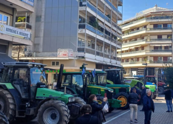 Συγκέντρωση- συλλαλητήριο με τρακτέρ στο κέντρο του Αγρινίου