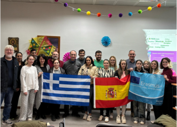 Στο ΣΔΕ Αγρινίου ομάδα ενηλίκων εκπαιδευομένων από σχολείο της Ισπανίας/C.E.PER Los Montes Iznalloz, στο πλαίσιο του Erasmus+