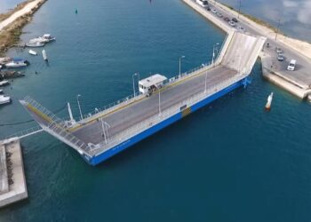 Προκήρυξη για την συντήρηση της πλωτής Γέφυρας Λευκάδας