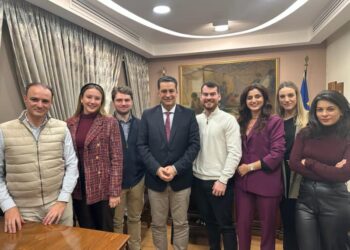 Σε όμορφο κλίμα πραγματοποιήθηκε η πρώτη συνεδρίαση του νεοσύστατου Δημοτικού Συμβουλίου Νέων του Δήμου Αγρινίου