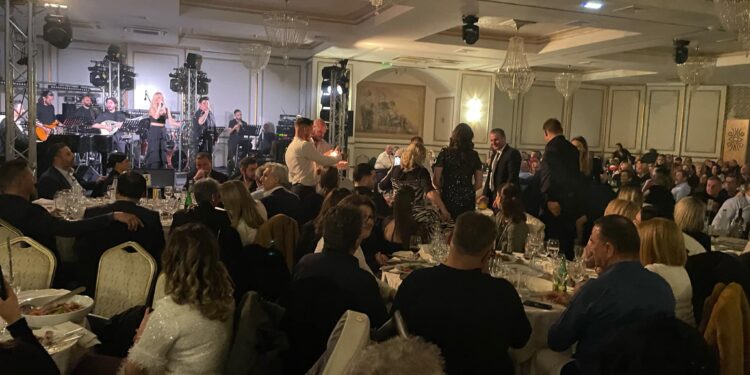 Όταν η Ένωση Αγρινίου διασκεδάζει