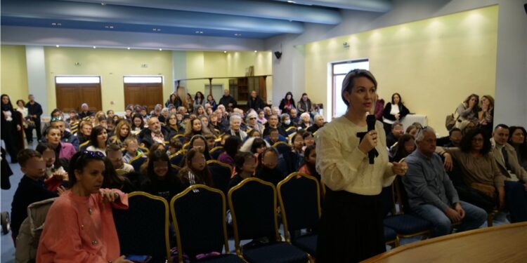 Γιορτινή εκδήλωση για τους Ηλικιωμένους από τον Δήμο Ξηρομέρου και την Co2gether