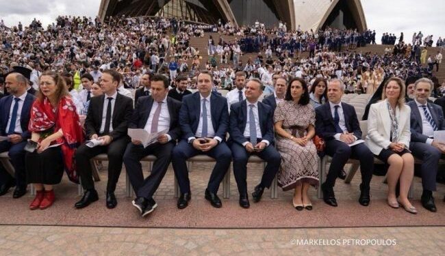 Ο Θανάσης Παπαθανάσης εκπρόσωπος της Ελληνικής Βουλής στο Σιδνεϊ για τις εορταστικές εκδηλώσεις της 25ης Μαρτίου