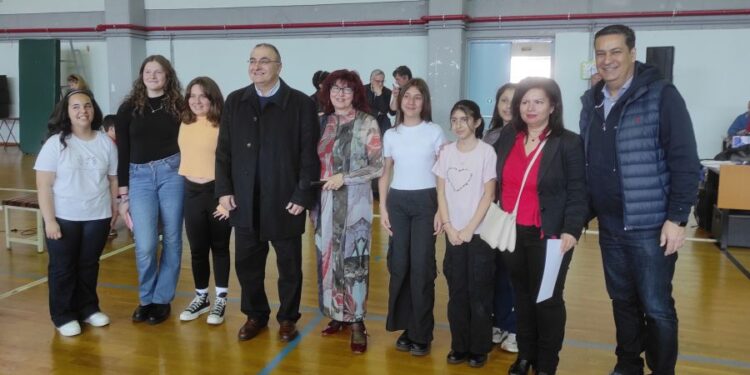 Εκπαιδευτική ρομποτική – Στο βάθρο των νικητών οι μαθητές του 8ου Δημοτικού Σχολείου Αγρινίου