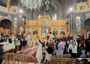 Πλήθος πιστών στο Ναό Αγίου Δημητρίου Αγρινίου σήμερα, Κυριακή της Ορθοδοξίας