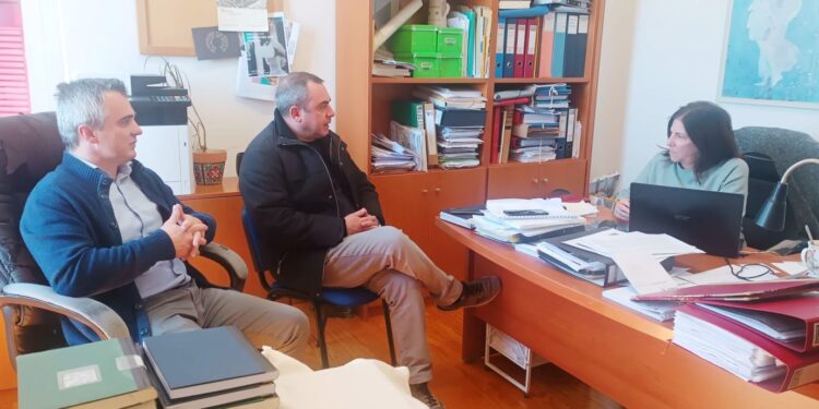 Επίσκεψη προέδρου και αντιπροέδρου του Εμποροβιομηχανικού Συλλόγου Μεσολογγίου στην Εφορεία Αρχαιοτήτων