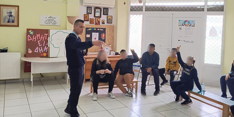 Ενημερωτικές δράσεις σε μαθητές, γονείς και εκπαιδευτικούς στην Αιτωλοακαρνανία