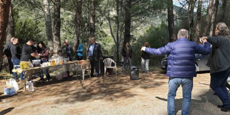 Καθαρά Δευτέρα στα Ιαματικά Λουτρά Τρύφου- γλύκανε τους επισκέπτες το Κατμάρ