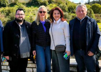 Η Ζέτα Μακρυπούλια στην Ποταμούλα Αγρινίου για τα κούλουμα