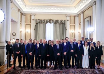 Ορκίστηκε η νέα Κυβέρνηση –Μητσοτάκης σε υπουργούς: Θέλω χειροπιαστά αποτελέσματα