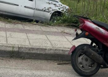 Τροχαίο στο Μεσολόγγι – Όχημα κατέληξε σε οικόπεδο