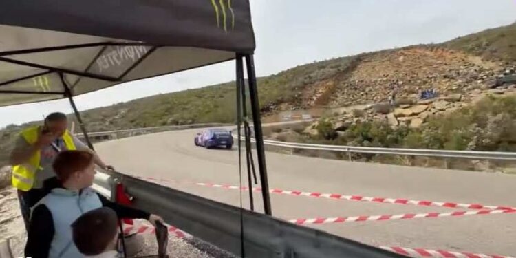 Η 1η Ανάβαση Αγρινίου: Ο κόσμος αγκάλιασε την προσπάθεια της ΦΙΛ.Μ.Α.(φωτο-βιντεο)