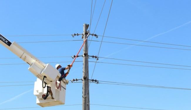 Βούλα: Εργατικό ατύχημα – Χωρίς τις αισθήσεις τους τρία άτομα