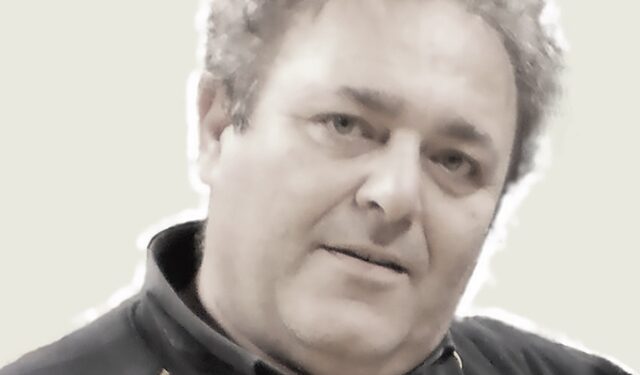 Ανείπωτη θλίψη στο Αγρίνιο για τον πρόωρο θάνατο του καθηγητή Γιάννη Θεοδωρόπουλου