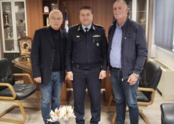 Επίσκεψη Δημάρχου Αμφιλοχίας στον Διευθυντή Δ.Α. Άρτας και τον Δήμαρχο Αρταίων