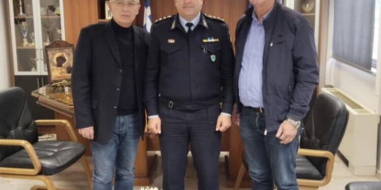 Επίσκεψη Δημάρχου Αμφιλοχίας στον Διευθυντή Δ.Α. Άρτας και τον Δήμαρχο Αρταίων