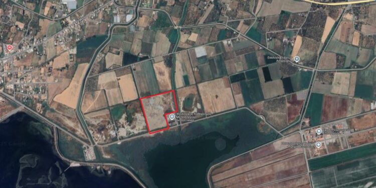 Απαγόρευση εναπόθεσης μπαζών και πάσης φύσεως αντικειμένων στο κτήμα «Πετούνη»