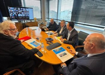 Σύσκεψη Κώστα Τσιάρα με Περιφερειάρχες: Στο επίκεντρο το πρόγραμμα των 600 εκατ. ευρώ για τα μεγάλα αρδευτικά έργα