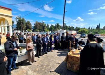 Σε πανηγυρική ατμόσφαιρα ο Αγιασμός για την έναρξη των εργασιών αποκαταστάσεως του Επισκοπείου Μεσολογγίου