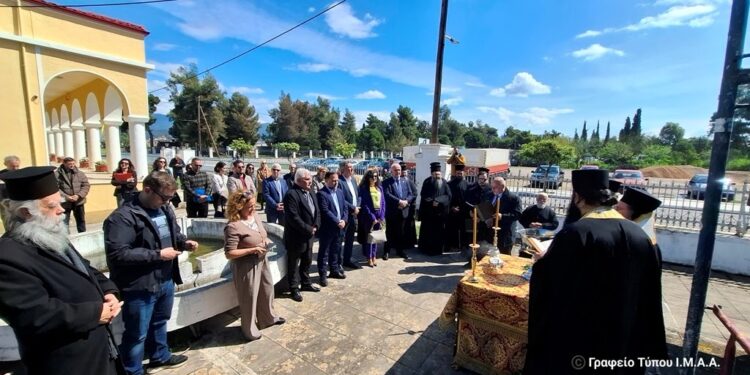 Σε πανηγυρική ατμόσφαιρα ο Αγιασμός για την έναρξη των εργασιών αποκαταστάσεως του Επισκοπείου Μεσολογγίου