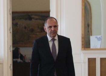 Στην Κωνσταντινούπολη ο Γ. Γεραπετρίτης