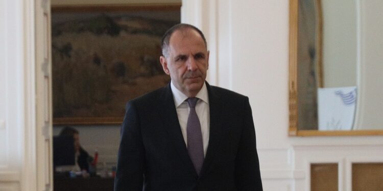 Στην Κωνσταντινούπολη ο Γ. Γεραπετρίτης