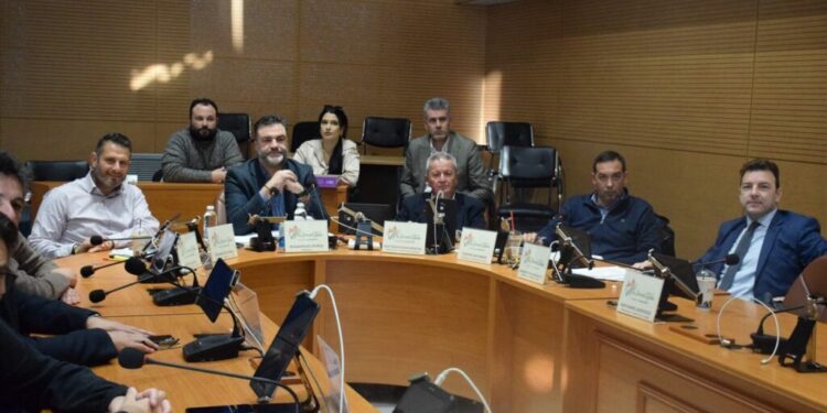 Σπύρος Ν. Σκιαδαρέσης : «Άλλαξε ο Μανωλιός κι έβαλε τα ρούχα του αλλιώς»