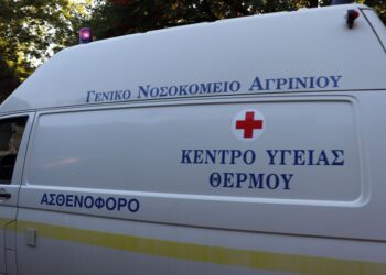 Tροχαίο με τραυματισμό στα Καλύβια Θέρμου ανήμερα του Πάσχα-όχημα κατέληξε σε χωράφι