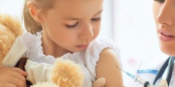 Υποχρεωτική η ηλεκτρονική συνταγογράφηση και για τα εμβόλια των παιδιών