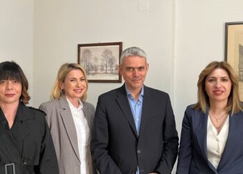 Συνάντηση ουσίας της Ένωσης Ξενοδόχων Αιτωλοακαρνανίας με τον Υφ. Εργασίας Κώστα Καραγκούνη