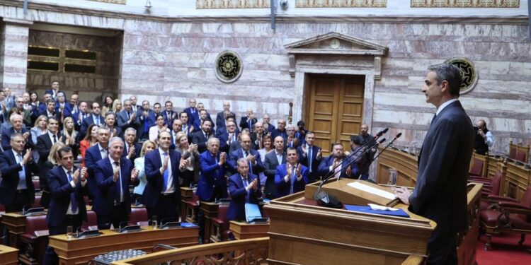 Μητσοτάκης στην ΚΟ της ΝΔ: Εκλογές το 2027 με εμένα στηv πρώτη γραμμή