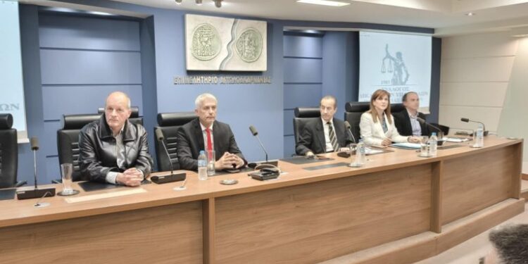 Αγρίνιο: Με επιτυχία η εκδήλωση για το δημογραφικό και την παραβατικότητα ανήλικων