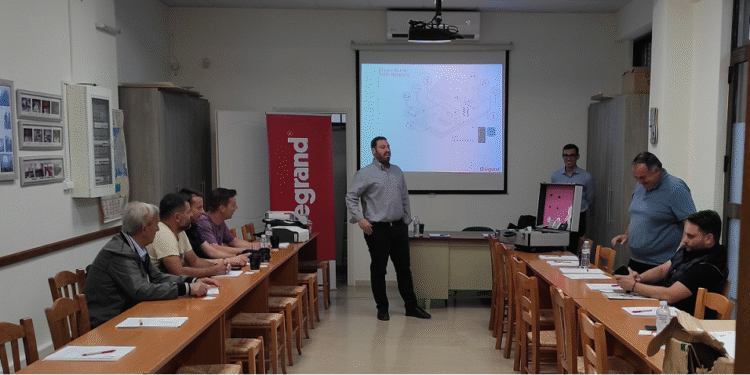 Σύνδεσμος Εργολάβων Ηλεκτρικών Έργων Ν. Αιτ/νιας “Ο ΘΑΛΗΣ”: Με επιτυχία σεμινάριο “Έξυπνο Σπίτι – Smart Home και Φορτιστές Αυτοκινήτων EVSE”