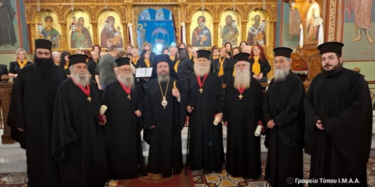 Τιμήθηκαν με τον Χρυσό Σταυρό της Ιεράς Μητροπόλεως Αιτωλίας και Ακαρνανίας τέσσερις εκ των αρχαιοτέρων Κληρικών