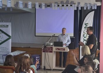 Χρήσιμες πληροφορίες για τη λειτουργία των μωβ κάδων πήραν οι μαθητές του 21ου Δημοτικού Σχολείου Αγρινίου.