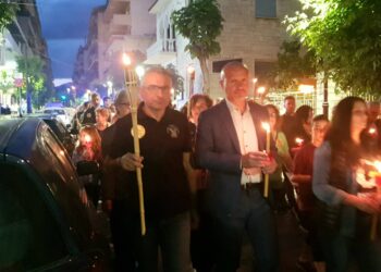 Αγρίνιο: Πορεία Μνήμης Λαμπαδηφορία προς τιμήν των 353.000 ψυχών της Γενοκτονίας των Ποντίων(φωτο-video)